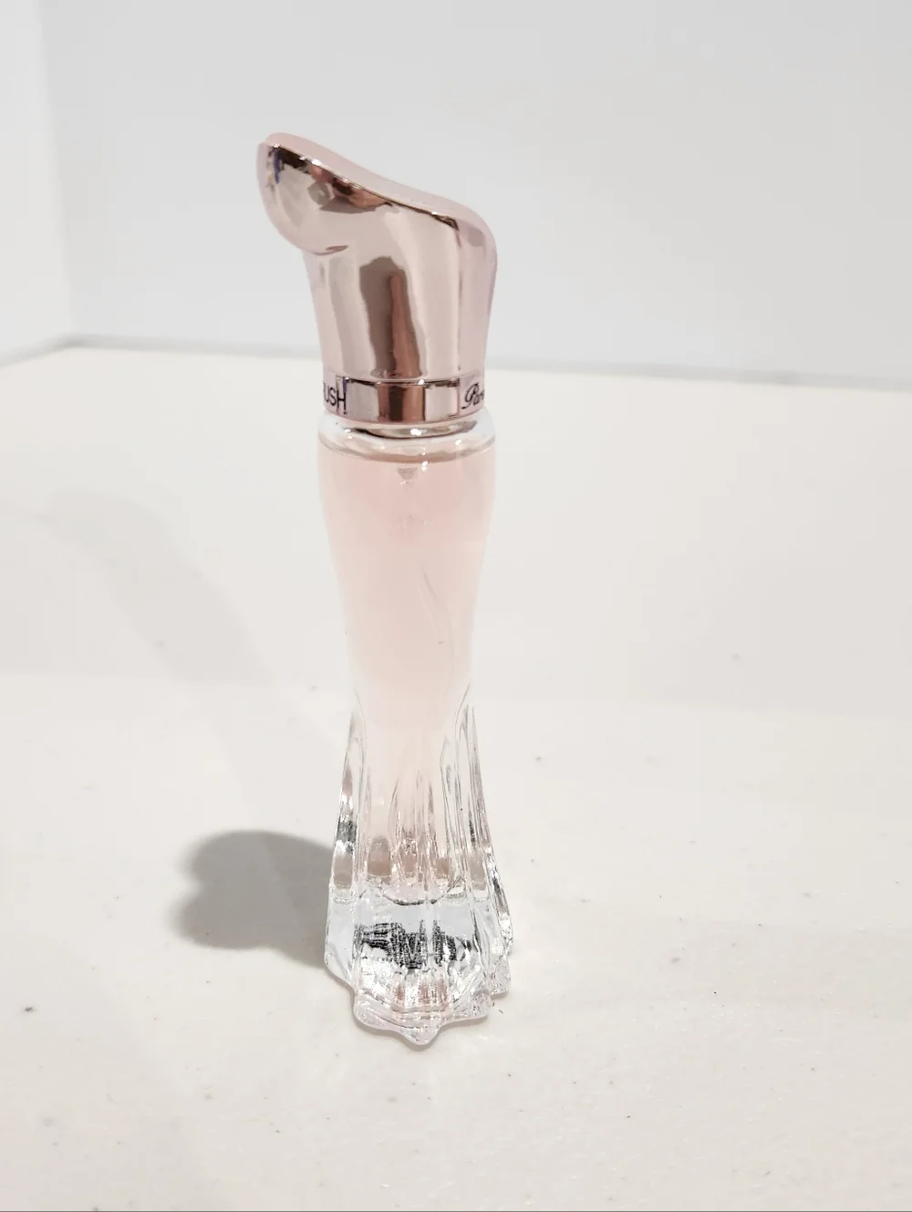 Paris Hilton Rose Rush 0.25 Oz Travel Size - Picture 3 of 9